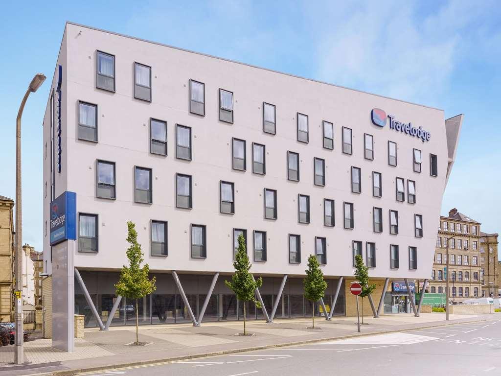 Travelodge Bradford Central Exterior photo